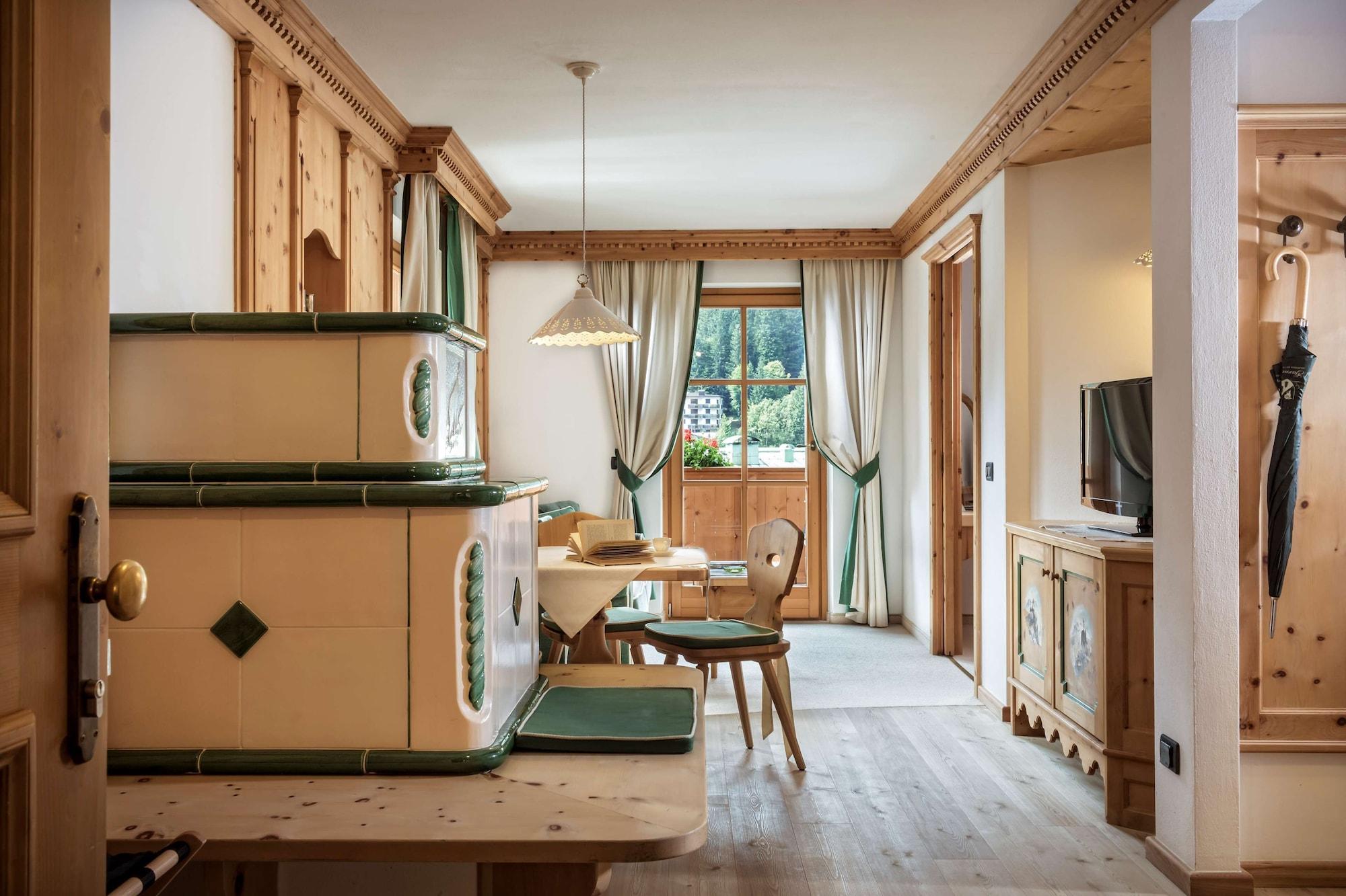 Hotel Chalet Del Sogno Madonna Exteriör bild
