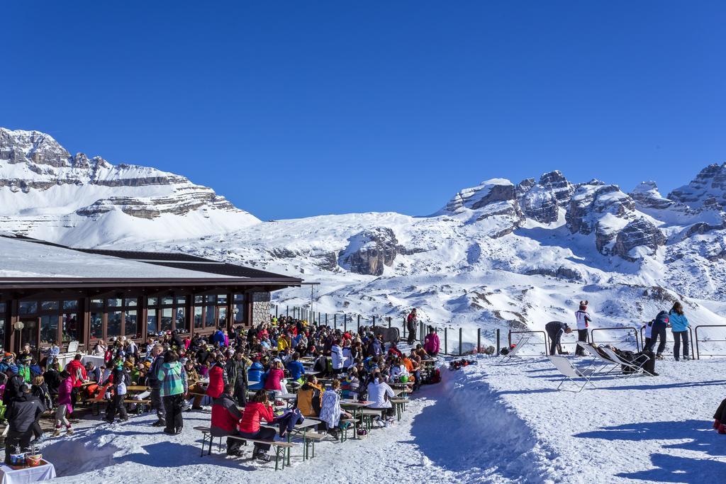 Hotel Chalet Del Sogno Madonna Exteriör bild
